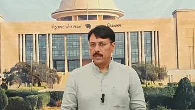 કોંગ્રેસના પ્રદેશ અધ્યક્ષ અમિત ચાવડા જન આક્રોશ યાત્રાની વિગતો આપતા, પ્રેસ કોન્ફરન્સમાં.