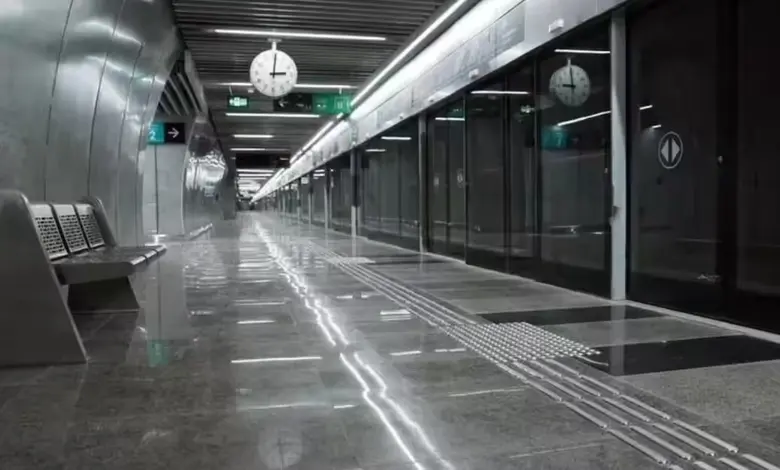 એમએમઆરસી (MMRC) મેટ્રો-થ્રી સ્ટેશનો પર રાહદારીઓ માટે સબ-વે બાંધશે.