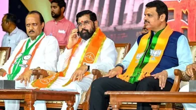 મહારાષ્ટ્રની રાજનીતિ: એકનાથ શિંદે, દેવેન્દ્ર ફડણવીસ અને અજિત પવાર સાથેની મહાયુતિના સંકટનો રાજકીય ફોટો