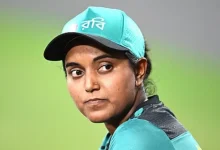 બાંગ્લાદેશ મહિલા ક્રિકેટ ટીમની કૅપ્ટન નિગાર સુલતાના અને પેસ બોલર જહાંઆરા આલમ.