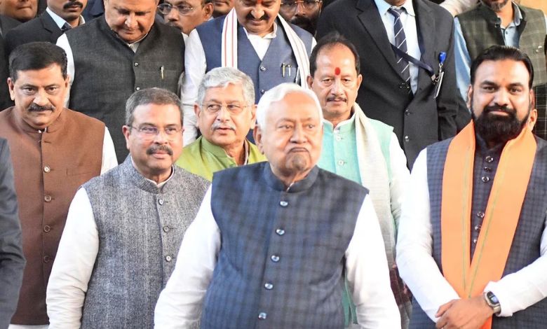 વંશવાદની ટીકા કરનારા ભાજપની બિહાર સરકારમાં બે સાથી પક્ષના પ્રમુખોના પુત્રો