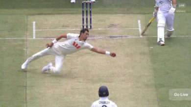 Starc's amazing catch: Australia set a target of 205 runs Australia vs England, 1st Test