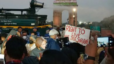 It's difficult to live in the capital! People protest at India Gate against increasing pollution in Delhi: AQI crosses 400...