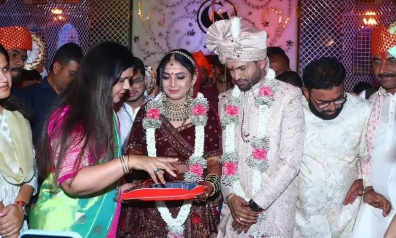 પંકજા મુંડેના પીએ અનંત ગર્જેની પત્ની ડો. ગૌરી પાલવેની આત્મહત્યા બાદ તપાસ કરી રહેલી પોલીસ