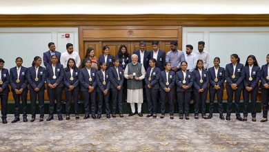 ઝળહળતી ટ્રોફી તમારી તનતોડ મહેનતનું ઉદાહરણ છેઃ પીએમ મોદી વડા પ્રધાને સૌપ્રથમ બ્લાઇન્ડ ટી-20 વર્લ્ડ કપની ટ્રોફી જીતનાર ભારતીય મહિલા ટીમને કહ્યું, ` તમારી ઐતિહાસિક સિદ્ધિ આવનારી પેઢીઓને પ્રેરણા આપતી રહેશે'