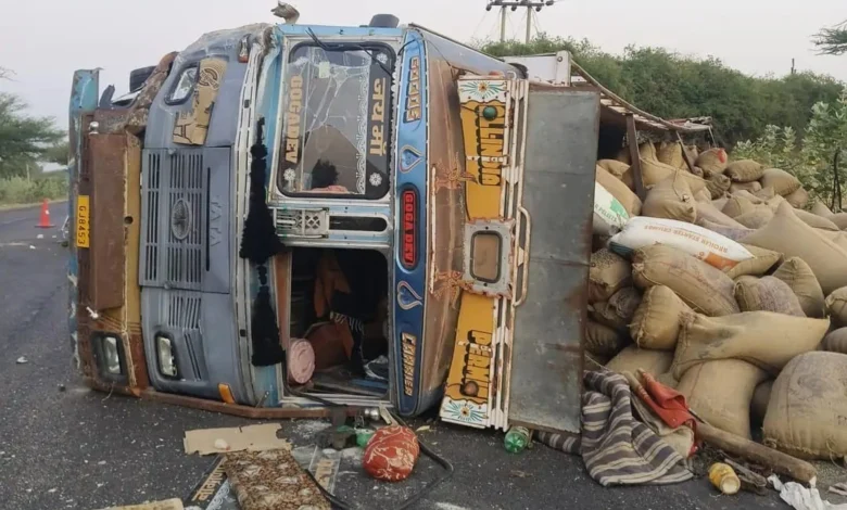 રામદેવરા જતાં સાબરકાંઠાના શ્રદ્ધાળુઓનો જોધપુર-જૈસલમેર હાઇવે પર ગમખ્વાર અકસ્માત, ૫નાં મોત