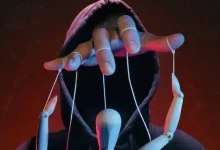 સુરતમાં એક ચોંકાવનારો બનાવ બન્યો છે. આ ઘટનાએ ફરી એકવાર સંબંધને શર્મસાર કર્યો છે. સુરતમાં એક જમાઈએ પોતાના સગા કાકા-સસરાને બ્લેકમેઈલ કરીને કરોડો રૂપિયા માંગ્યા હોવાનું પ્રકાશમાં આવ્યું છે. કન્સ્ટ્રક્શનના વ્યવસાય સાથે સંકળાયેલા કાકા સસરાને ભત્રીજીના