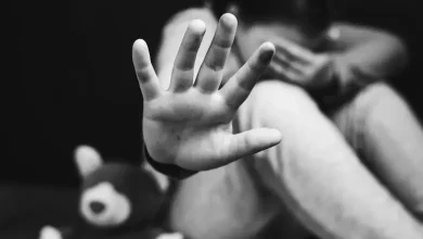 બે વર્ષના બાળક સાથે ક્રૂરતા કરનાર આરોપી સાવકા પિતાની અંજાર પોલીસ દ્વારા ધરપકડ.