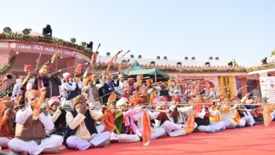 વડનગરના તાના-રીરી મહોત્સવનો શુભારંભ, મુખ્યમંત્રી ભૂપેન્દ્ર પટેલ અને સન્માનિત કલાપિની કોમકલી