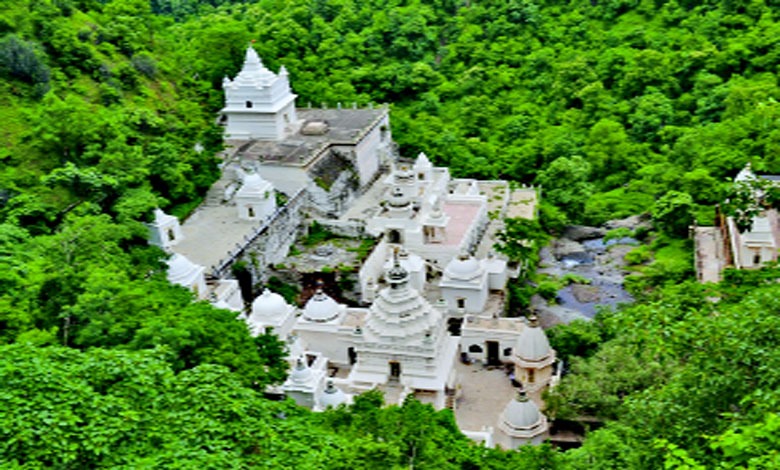 Special: A divine temple chain where saffron and sandalwood rains!