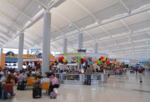 America Flight delays due to ongoing shutdown people are trouble