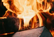 A massive fire broke out in the house of this actor of Bigg Boss fame, fortunately no casualties...