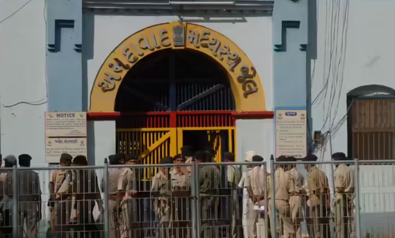 Gujarat Fight breaks out in jail between three terrorists arrested ATS and other prisoners investigation begins