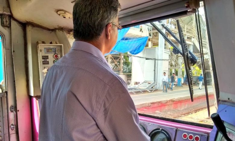 Mumbai Railway Motormen Seek Voluntary Retirement