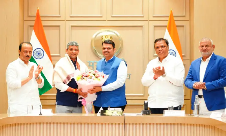 CM Fadnavis honours Smriti, Jemima and Radha Yadav with Rs 2.25 crore prize