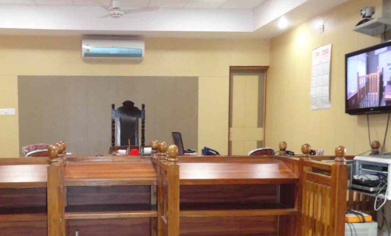 UK જવાની લાલચમાં ખોટું મેરેજ રજિસ્ટ્રેશન: સગાઈને લગ્ન ગણાવનારી વડોદરાની યુવતી પર કેસ!