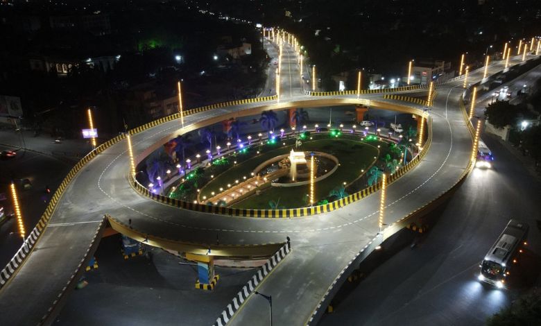 Saurashtra's longest flyover inaugurated in Jamnagar! Facilities like parking for 1200+ vehicles and food zone under the bridge