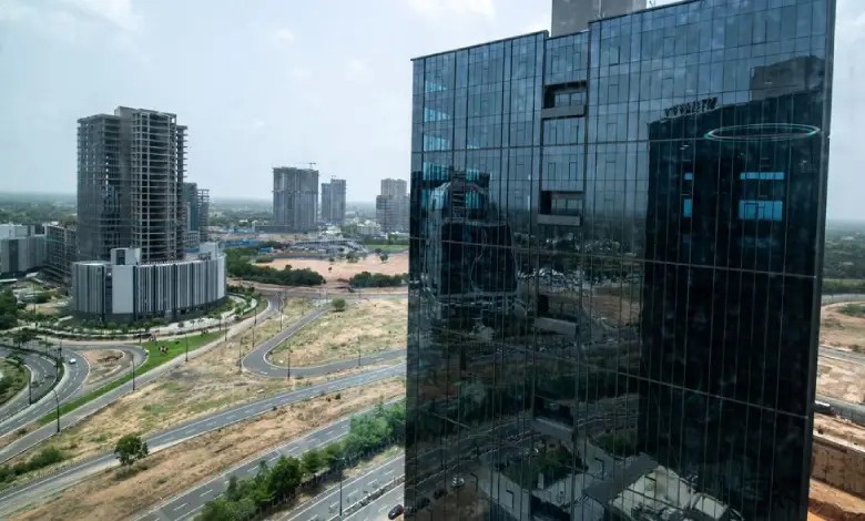 ગુજરાતમાં ગિફ્ટ સિટીની તમામ જમીન 2028 સુધીમાં ફાળવી દેવાશે, બસ સેવા પણ શરુ કરાશે…