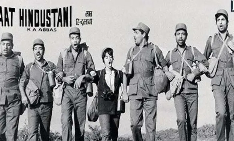 બોલીવૂડના મહાનાયક અમિતાભ બચ્ચન પોતાની ડિસિપ્લિન અને ડેડીકેશન માટે જાણીતા છે. ખુદ અનુપમ ખેરે પણ એક ઈન્ટરવ્યુમાં જણાવ્યું હતું કે કઈ રીતે જ્યારે તેમના પર સ્ટારડમનું ભૂત ચઢવા 