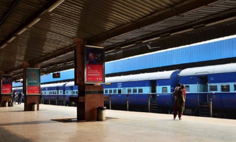 ભારતના એવા રેલવે સ્ટેશન કે જેના નામ સીધા વાંચો કે ઊંધા, કોઈ ફરક નથી પડતો...