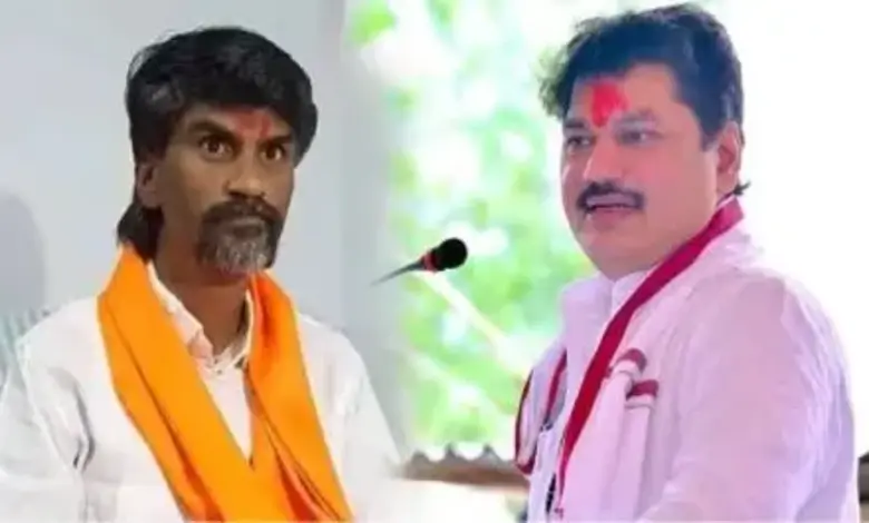 મનોજ જરાંગે અને ધનંજય મુંડે વચ્ચે હત્યાના ષડયંત્રને લઈને રાજકીય વિવાદ, મરાઠા અનામત આંદોલન