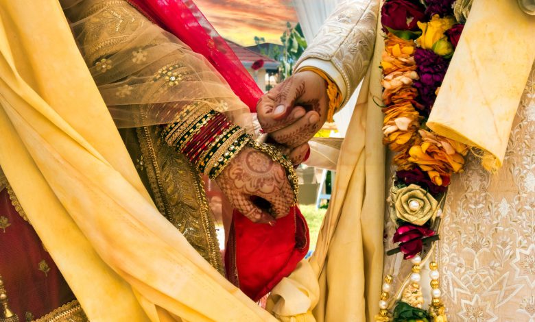 લૂંટેરી દુલ્હને 15થી વધુ લગ્ન કરી લાખો રૂપિયા ખંખેર્યા, યુવતી સહિત 6 ઝડપાયા