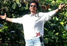 Shahrukh@60: Not only in India, but also abroad, fans have come to Mumbai to celebrate King Khan's birthday.