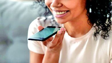 Aur Ye Mausam Hansin…: How appropriate is it to talk on speakerphone?