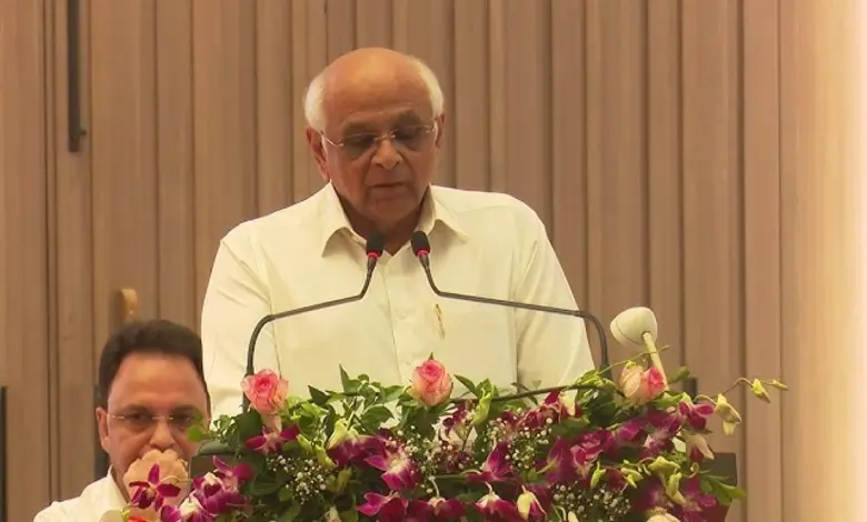 CM ભૂપેન્દ્ર પટેલ ઓલ ઈન્ડિયા મેયર્સ કાઉન્સીલની બેઠકમાં સંબોધન કરી રહ્યા છે, સુરત