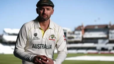 ઍશિઝ ટેસ્ટમાં વિકેટ લીધા બાદ નેથન લાયન અને પૅટ કમિન્સની ઉજવણી