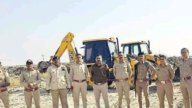 રણમાં ફેરવાયું બુલડોઝર! કડોલ રણ અભયારણ્યમાં 85 હેક્ટર જમીન પરથી મીઠાના અગરો-પાળા હટાવાયા