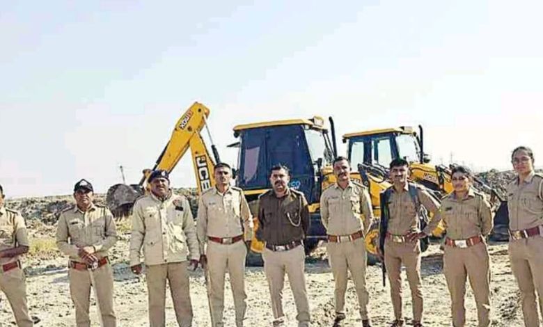રણમાં ફેરવાયું બુલડોઝર! કડોલ રણ અભયારણ્યમાં 85 હેક્ટર જમીન પરથી મીઠાના અગરો-પાળા હટાવાયા