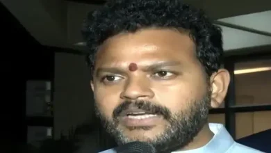 ઇન્ડિગો એરલાઇન કટોકટી: રાહુલ ગાંધી મોનોપોલી મોડેલનો આરોપ લગાવતા, ઉડ્ડયન પ્રધાન રામ મોહન નાયડુ જવાબ આપતા.