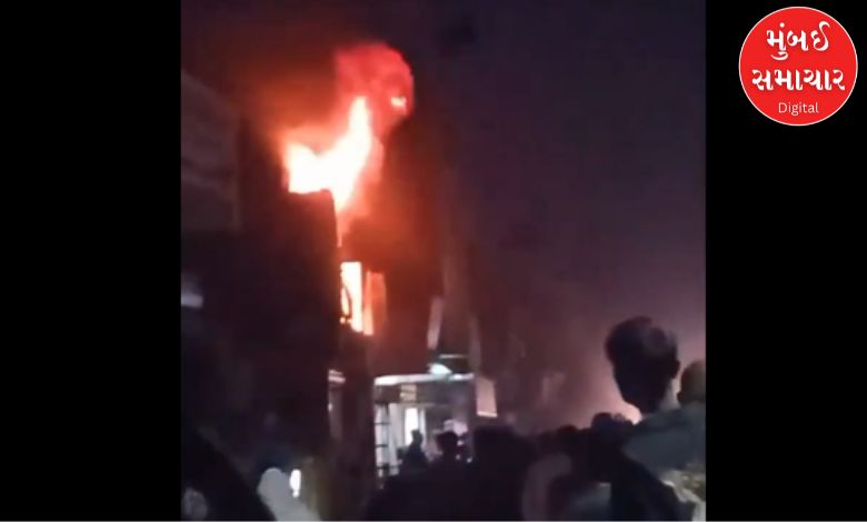 Cylinder bursts after gas leakage in a house in Narol: 2 die in massive fire