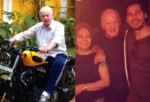 ડીનો મોરિયા તેના પિતા રોની મોરિયા સાથેની યાદગાર તસવીરમાં.