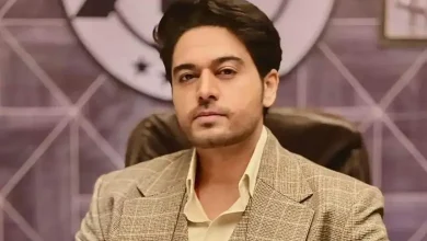 ગૌરવ ખન્ના બિગ બોસ 19 વિજેતા ટ્રોફી સાથે અને યુટ્યુબ ચેનલ ટર્મિનેશન સમાચાર.