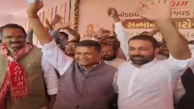 લેઉવા પટેલના મોભી નરેશ પટેલ અને જયેશ રાદડિયા વચ્ચે 'મનમેળ', એકબીજાને ભેટ્યા; જુઓ VIDEO