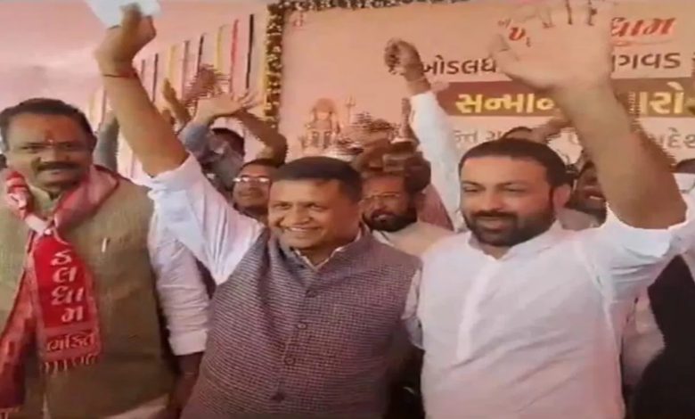 લેઉવા પટેલના મોભી નરેશ પટેલ અને જયેશ રાદડિયા વચ્ચે 'મનમેળ', એકબીજાને ભેટ્યા; જુઓ VIDEO