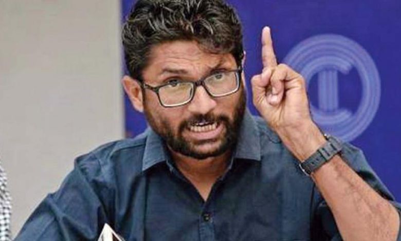 પાટણમાં GRD જવાનનું ગર્ભાશય કાઢી નાખતા આત્મહત્યાનો પ્રયાસ! જીગ્નેશ મેવાણીનો પોલીસ અને મંત્રી પર આક્રોશ