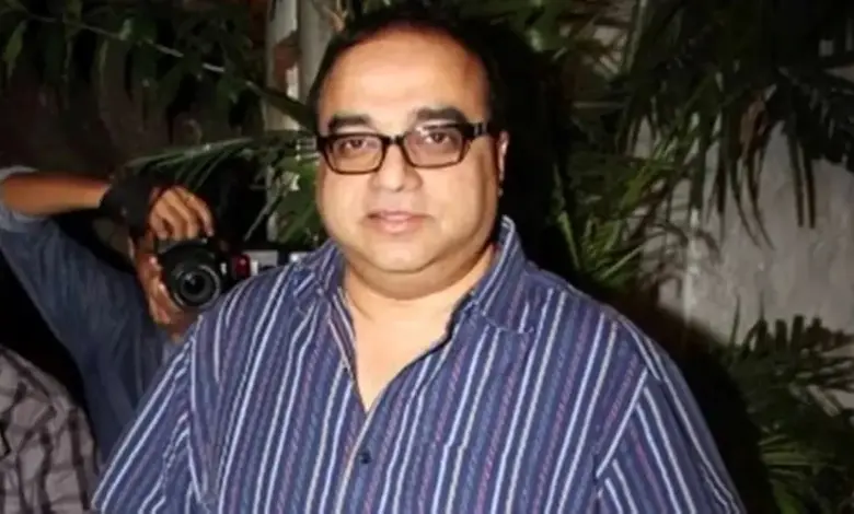 ફિલ્મ ડિરેક્ટર રાજકુમાર સંતોષી અને ગુજરાત હાઈકોર્ટના પ્રતિકાત્મક દ્રશ્યો.