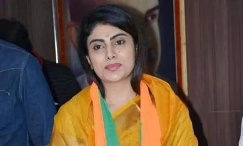 ધારાસભ્ય રિવાબા જાડેજા ભારતીય ક્રિકેટ ખેલાડીઓ વિશે નિવેદન આપી રહ્યા છે