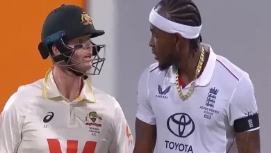 ઑસ્ટ્રેલિયાએ બીજી ઍશિઝ ટેસ્ટ જીતી, સ્ટીવ સ્મિથ અને મિચલ સ્ટાર્કનું પ્રદર્શન, ઇંગ્લૅન્ડ સામેની જીત