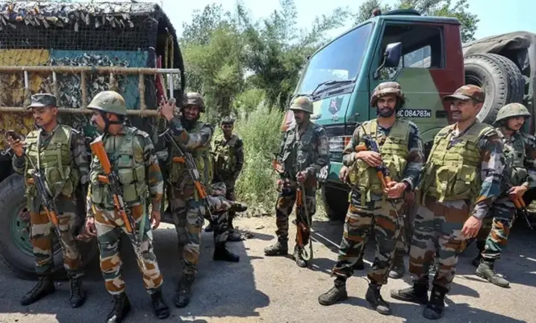 ઉધમપુરમાં સુરક્ષા દળો અને આતંકવાદીઓ વચ્ચે અથડામણ: ઘેરાયેલા આતંકી