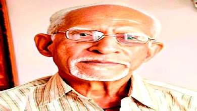 એક માણસ ઘર નજીકના બગીચામાં ચાલવા ગયો. ત્યાં થોડા સમય માટે ચાલ્યા પછી પોતાના ઘરે ગયો. એ વખતે તેને ખ્યાલ આવ્યો કે તે ઘાસની લોન પર ચાલી રહ્યો હતો ત્યારે તેની કીમતી ઘડિયાળ બગીચામાં ક્યાંક પડી ગઈ છે