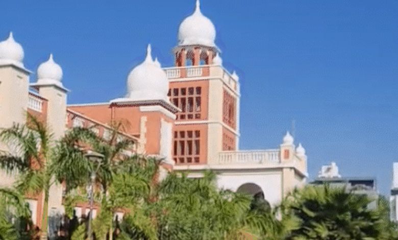 '1 વાગ્યા સુધીમાં કચેરી ખાલી કરાવી દેજો, નહીં તો બોમ્બથી ઉડાવી દઈશું': વડોદરામાં દોડધામ