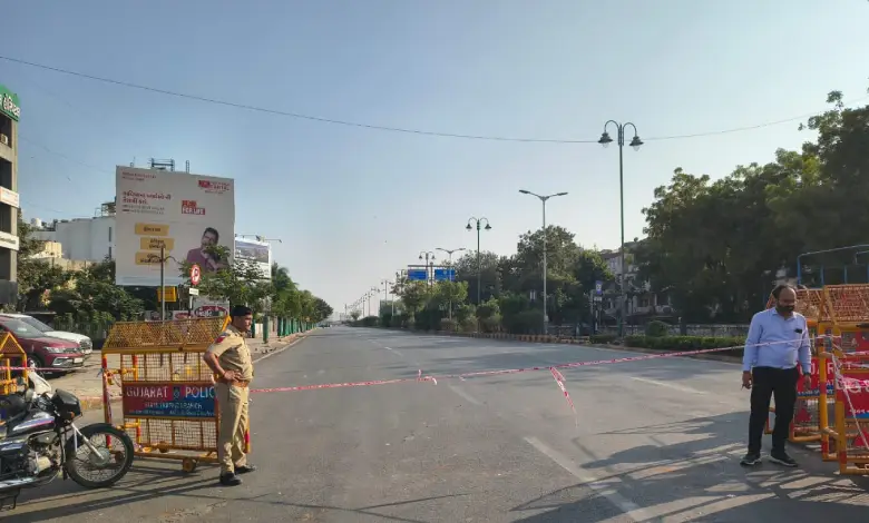 AMC U-turn: Height barriers will not be installed on 16 old bridges in Ahmedabad for now, the corporation has withdrawn the decision