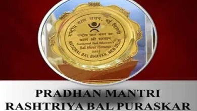 Shravan Singh receiving Bal Puraskar 2025