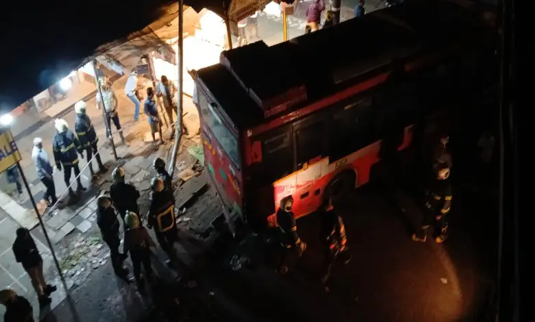 Major bus accident at Bhandup station in Maharashtra; 4 dead, 9 injured