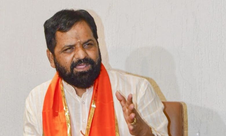 Shiv Sena leaders escalate tensions with another ‘cash bomb’ allegation involving minister Bharat Gogawale.