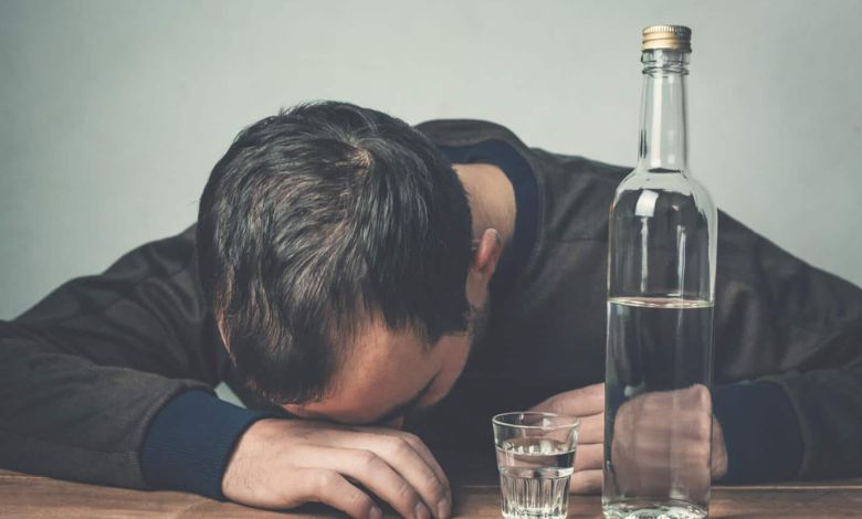 ગુજરાતના આ ગામમાં દારૂ પીતા પકડાયા તો ટકો કરાવવાની સજા થઈ રદ, લાદવામાં આવ્યો તોતિંગ દંડ